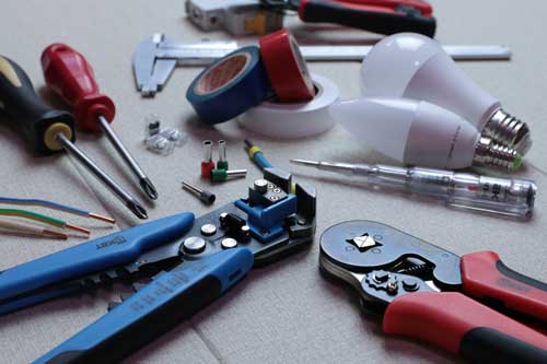 The Most Essential Electrician Tools for Home Use